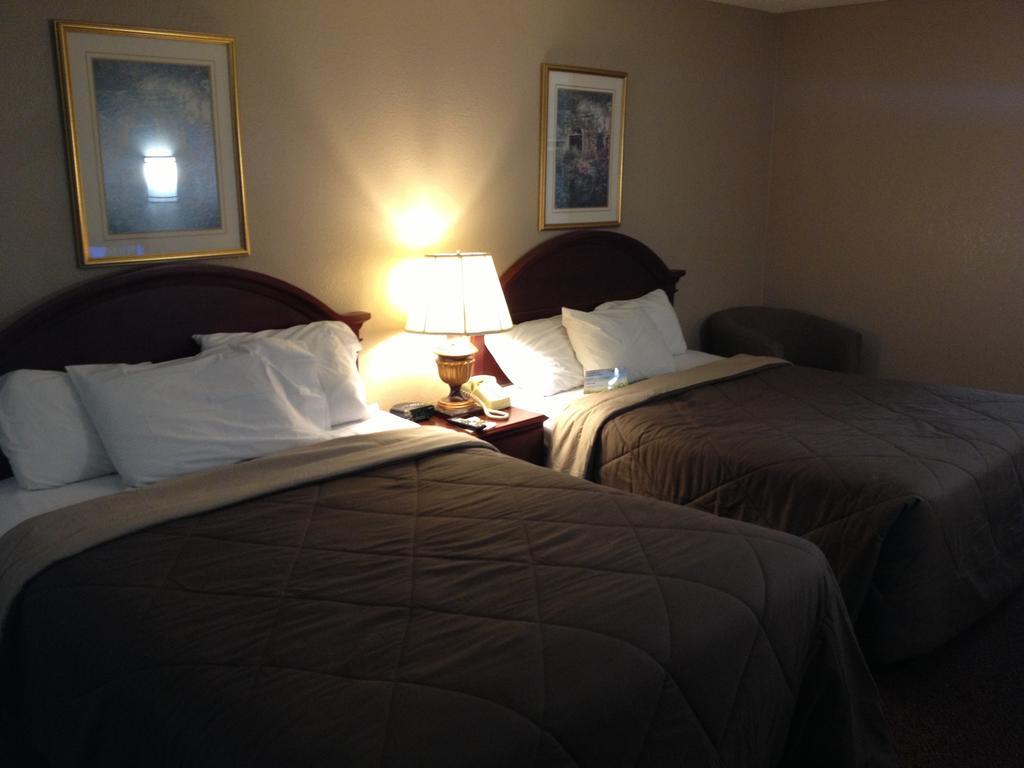 Park Avenue Inn & Suites 빅토르빌 객실 사진